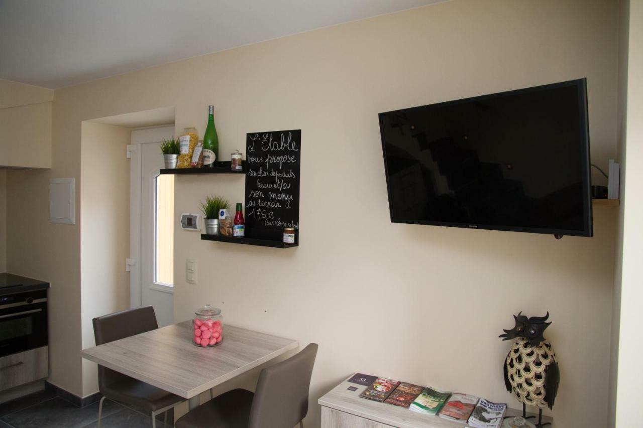 L'Etable D'Evelyne Hotell Bastogne Exteriör bild